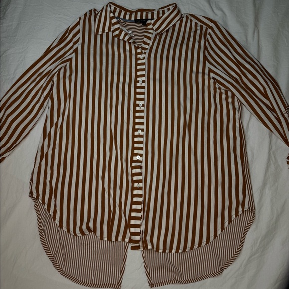 Jane and Delancey Tops - NWT Jane + Delancey Brown & White Striped Button-Up Shirt Slit Back | Large